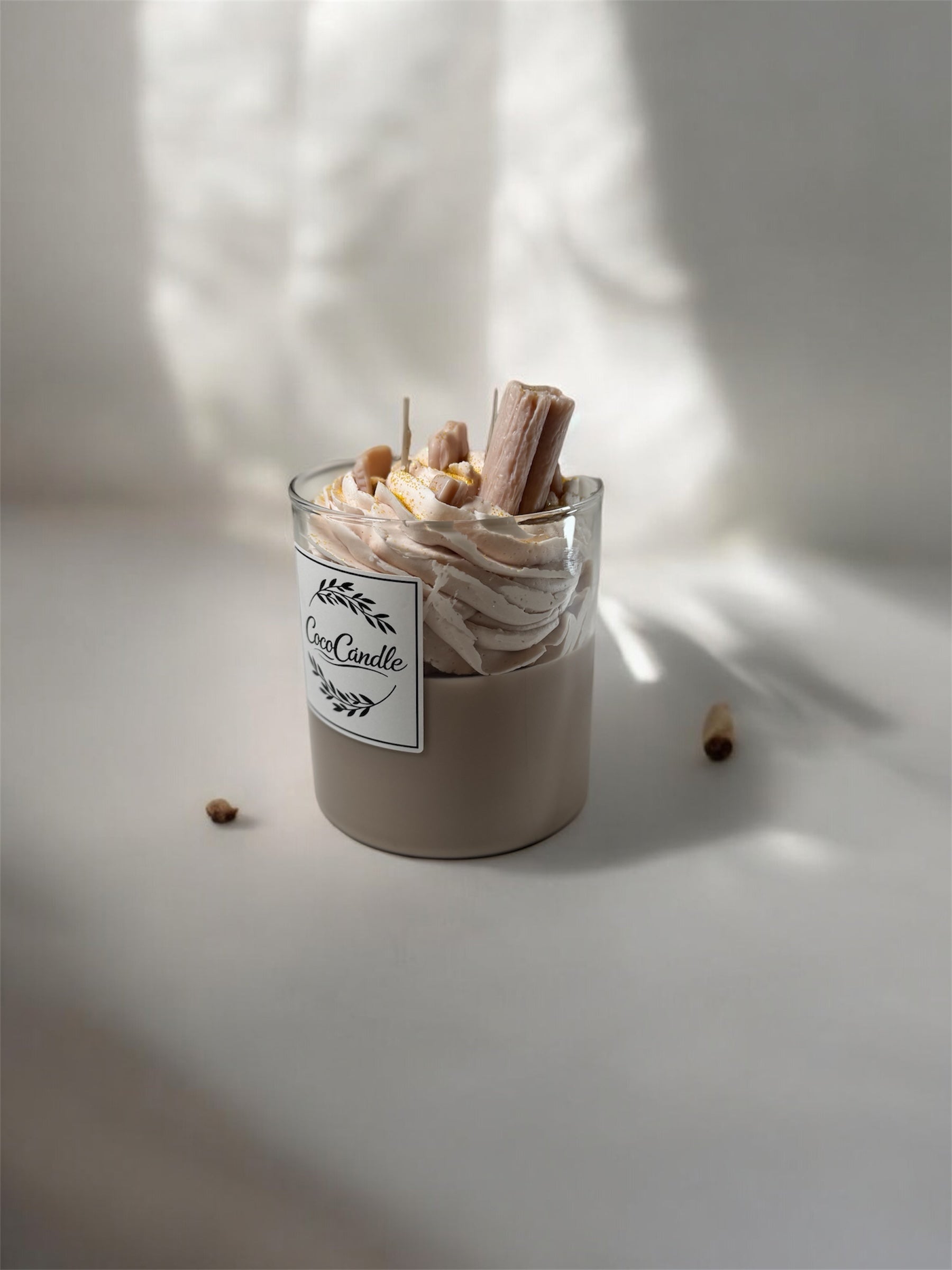 Cinnamon & Choco Spice: Handgefertigte Dessertkerze