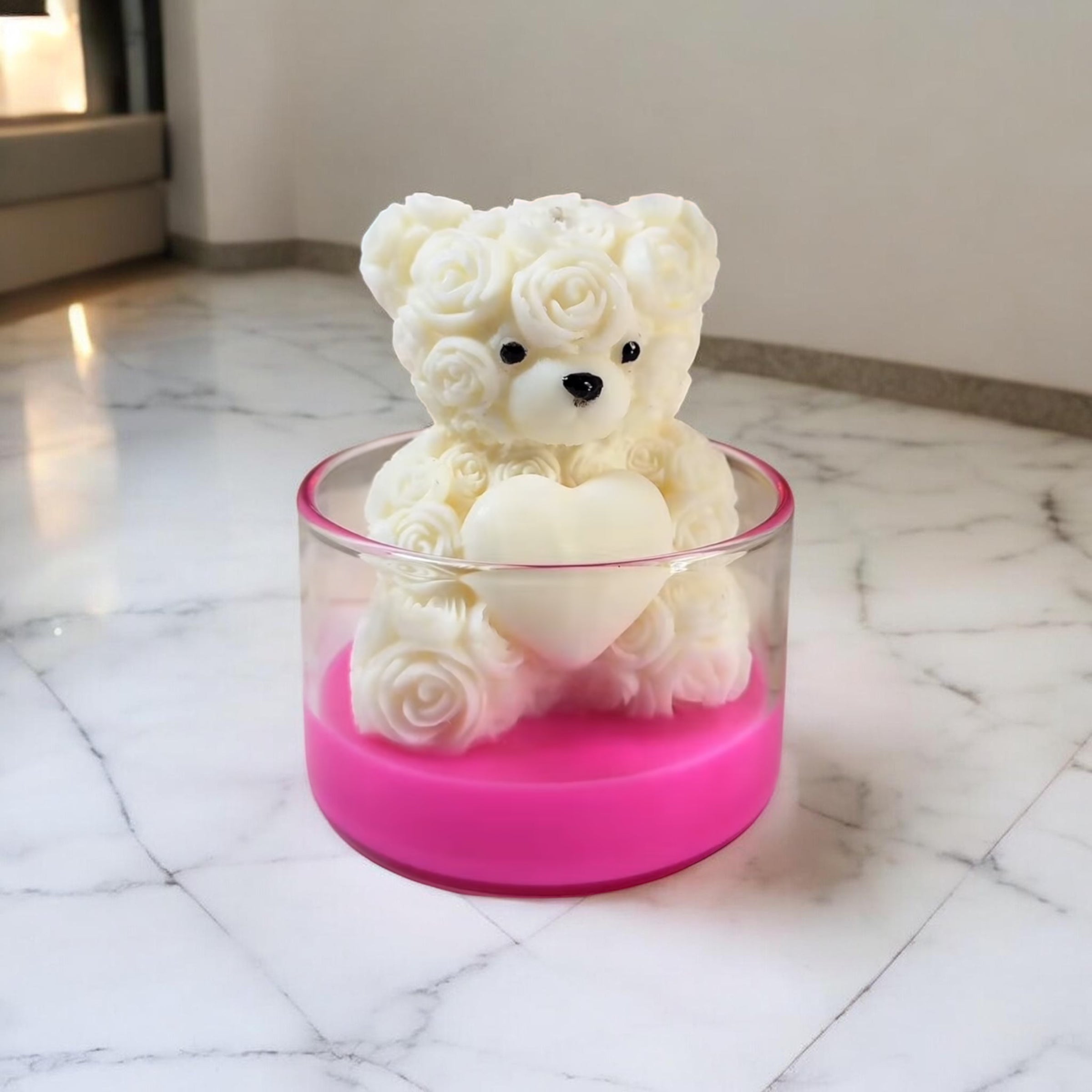 Handgemachte Rosen-Bär Kerze "Blumige Liebe" – 100% Sojawachs