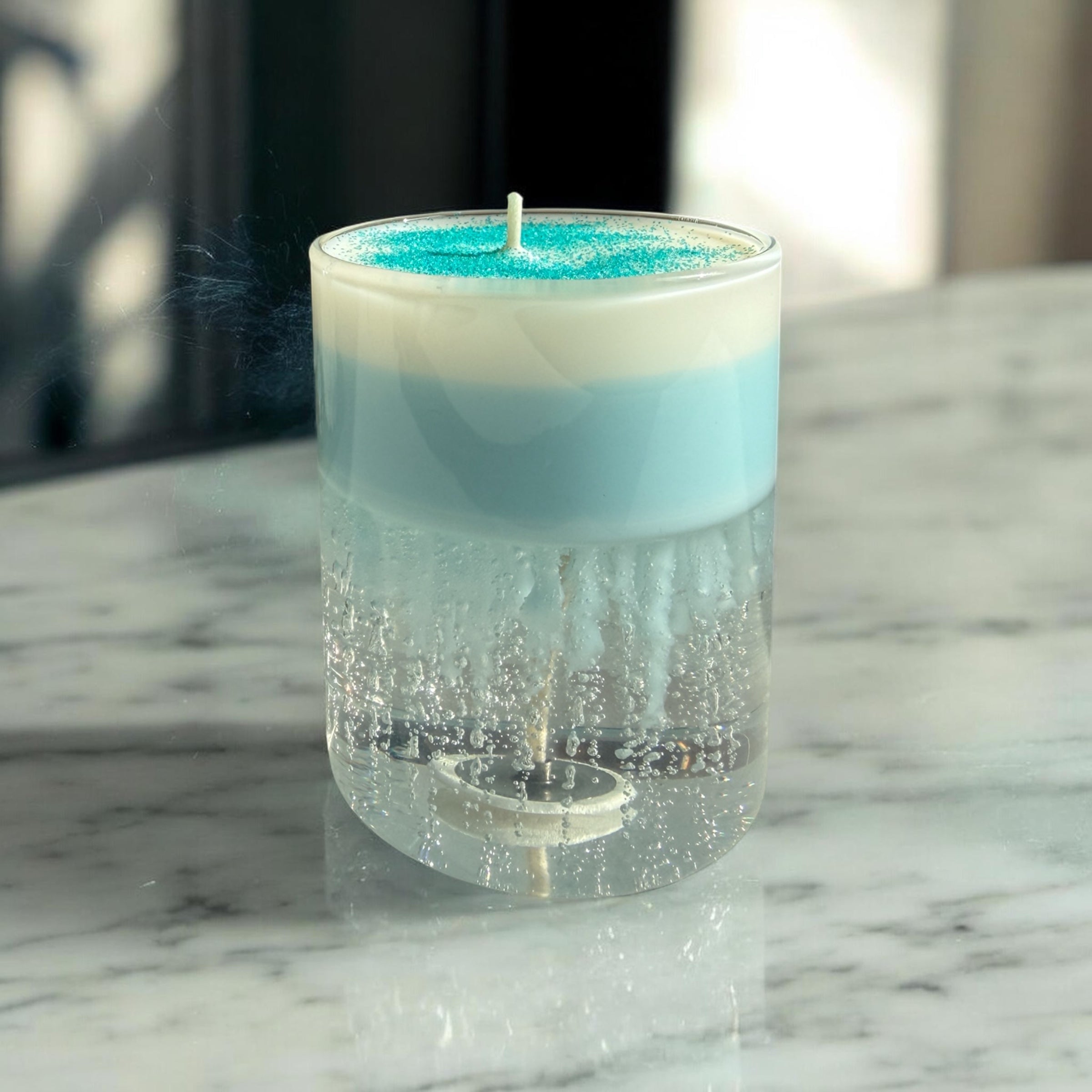 Exklusive Design-Kerze "Ozean-Brise" – Handgefertigtes Gel- & Sojawachs-Kunstwerk